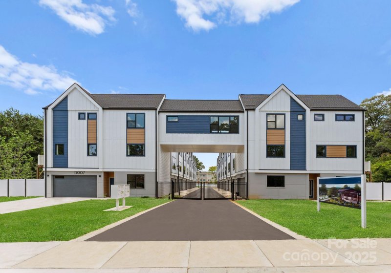 Property image 2 of 3024 Yada Lane in Tuckaseegee Townhomes, Charlotte, NC 28208