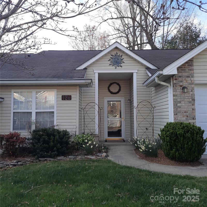 Property image 2 at 126 Wiltshire Circle, Fletcher, NC 28732