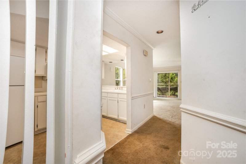 Property image 4 at 5301 Amity Springs Drive, Charlotte, NC 28212