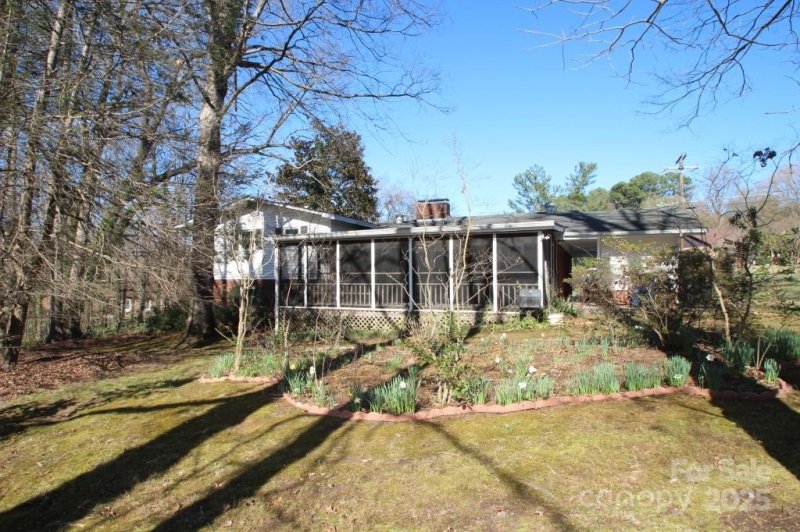 Property image 3 at 544 Stoneybrook Road, Statesville, NC 28677