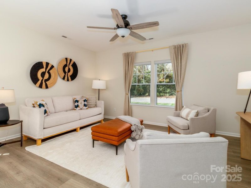 Property image 3 at 3200 Cosby Place, Charlotte, NC 28205