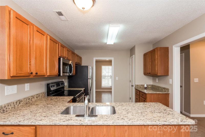 Property image 4 at 8702 Bodkin Court, Charlotte, NC 28215