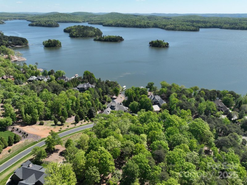 Property image 4 at 140 Flint Ridge Trail, New London, NC 28127