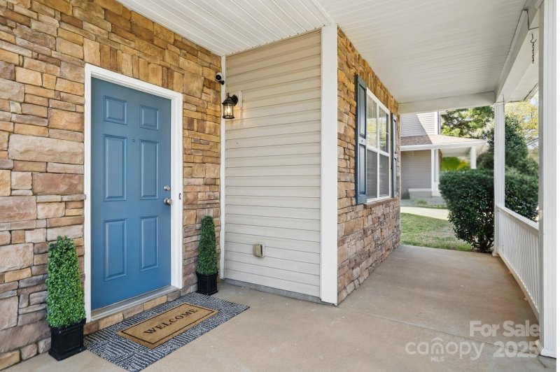 Property image 3 at 7635 Carrington Forest Lane, Matthews, NC 28105