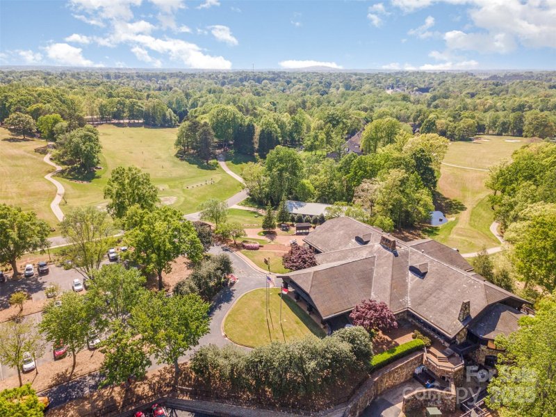 Property image 3 of 2909 Dodsworth Drive in Cramer Mountain, Cramerton, NC 28032