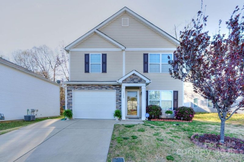 Property image 3 at 1049 Bolivia Drive, Gastonia, NC 28054