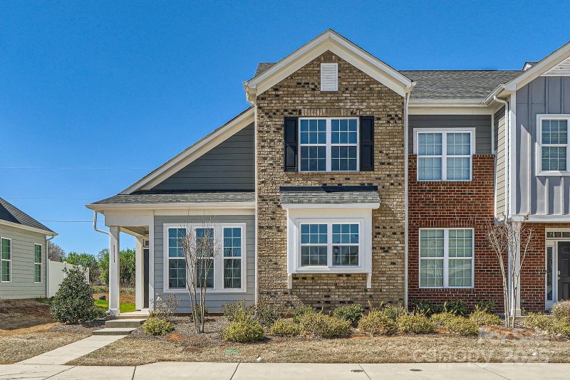 Property image 2 at 1111 Johns Walk Way, Belmont, NC 28012