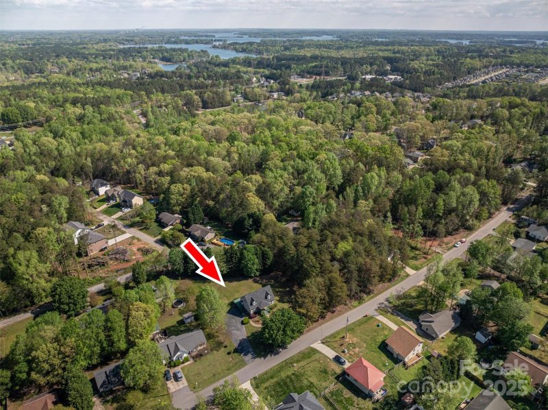 Property image 3 at 7553 Katherine Drive, Denver, NC 28037