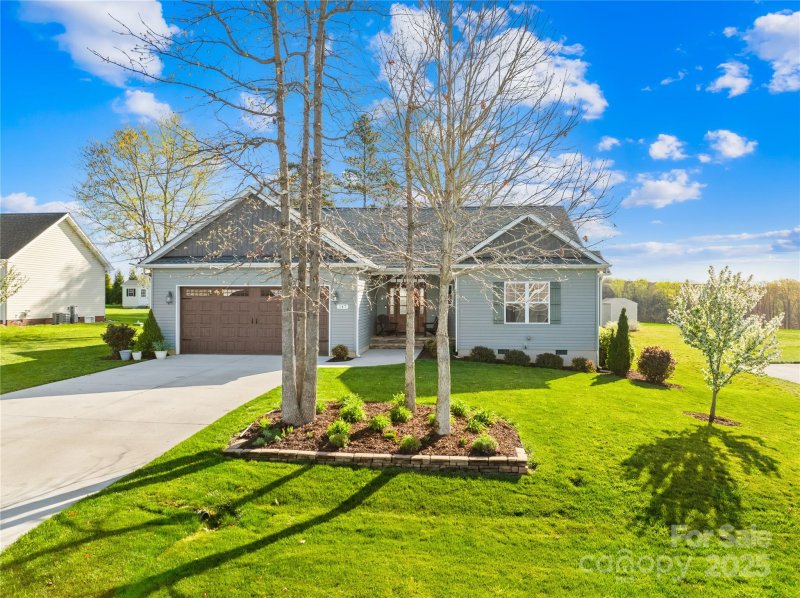 147 Castle Pines Lane