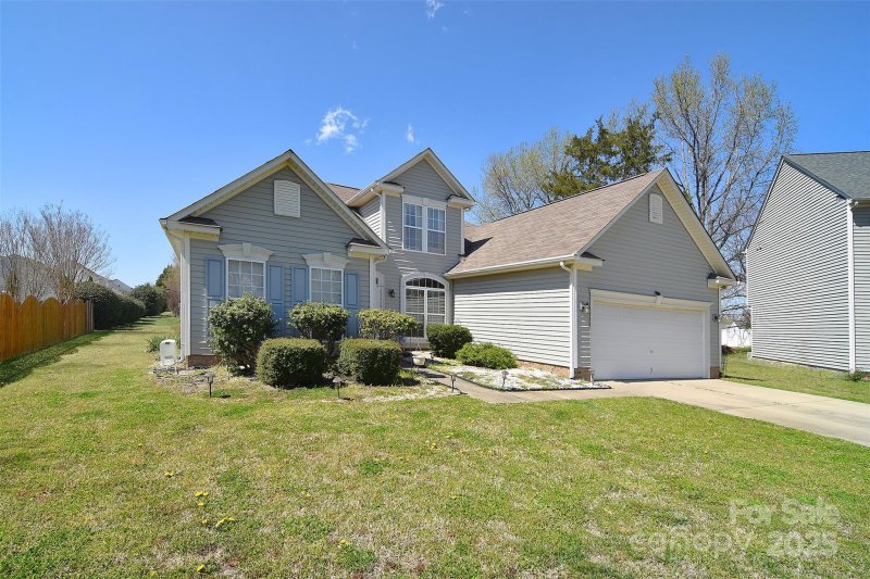 Property image 2 at 13510 Sunny Glen Way, Charlotte, NC 28278