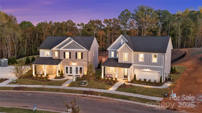 Property image 3 at 8009 Franklin Trail Street, Mint Hill, NC 28227