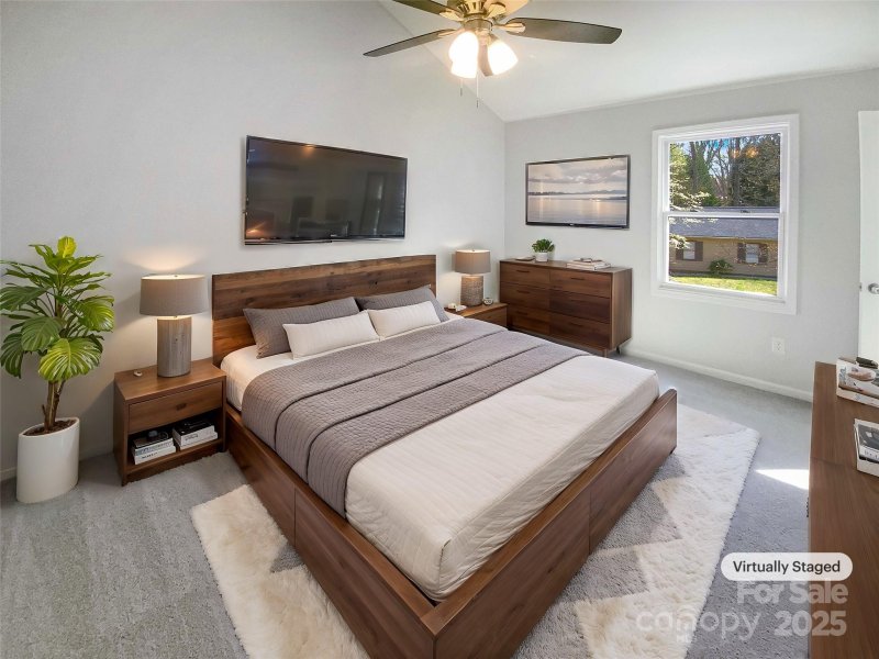 Property image 4 at 7303 Rockwood Forest Lane, Charlotte, NC 28212