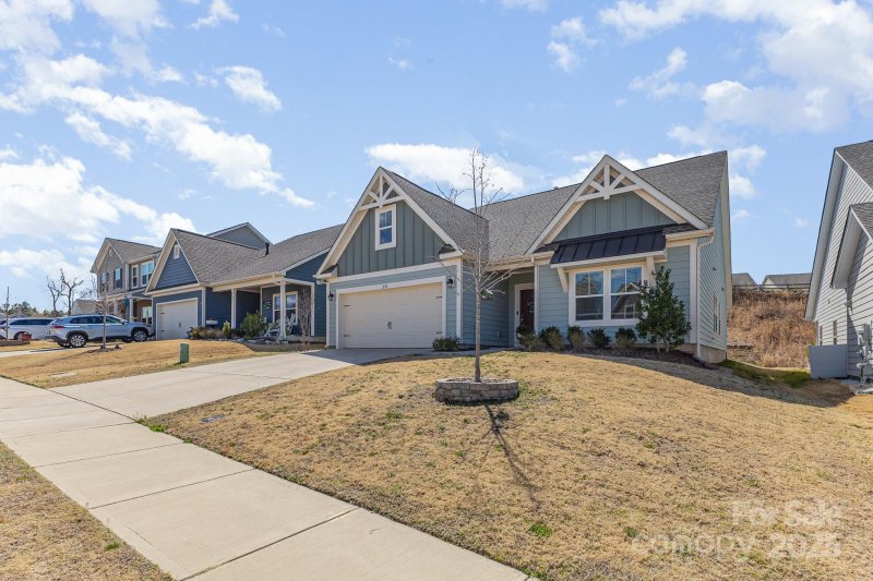 Property image 3 at 218 Canada Drive, Statesville, NC 28677