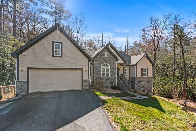 Property image 3 at 39 Pine Forest Court, Sapphire, NC 28774