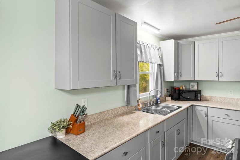 Property image 5 at 1301 Jackson Street, Kannapolis, NC 28083