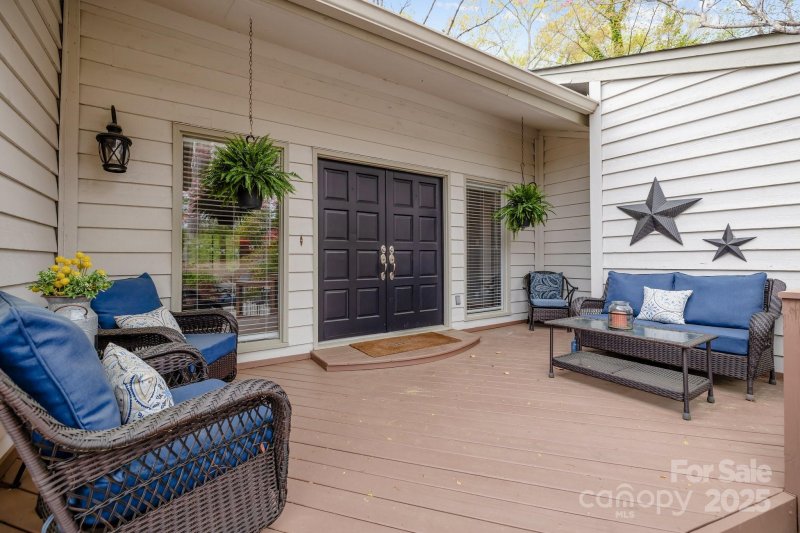 Property image 3 at 27 Heritage Court, Lake Wylie, SC 29710