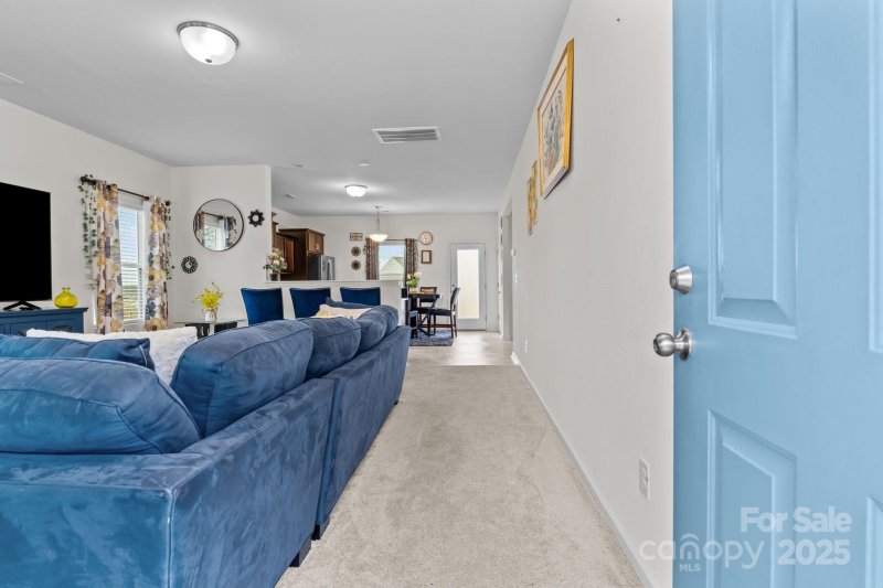 Property image 5 of 111 Buoy Lane in Hidden Lakes, Statesville, NC 28677