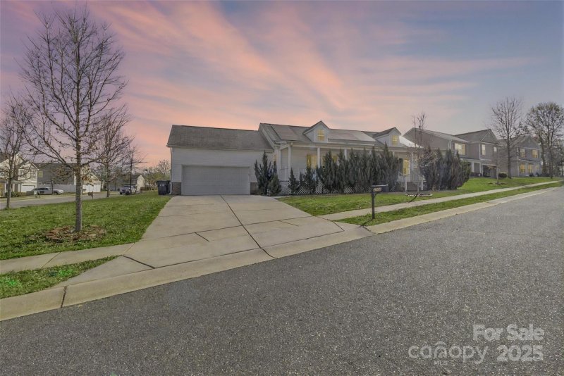 Property image 2 at 6308 Brumit Lane, Charlotte, NC 28269