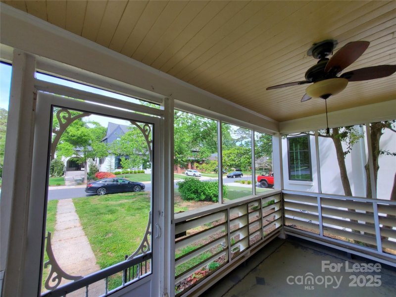 Property image 2 at 2302 Chesterfield Avenue, Charlotte, NC 28205