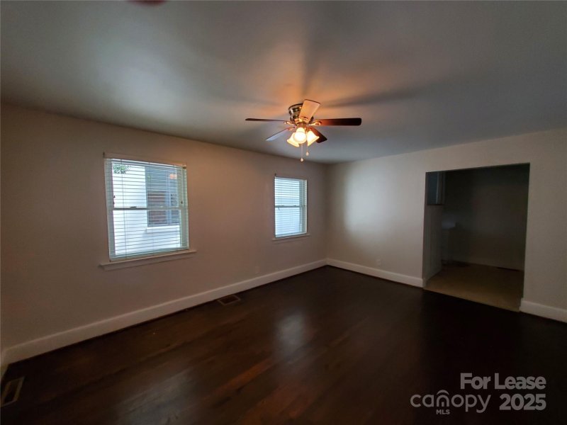 Property image 3 at 2302 Chesterfield Avenue, Charlotte, NC 28205
