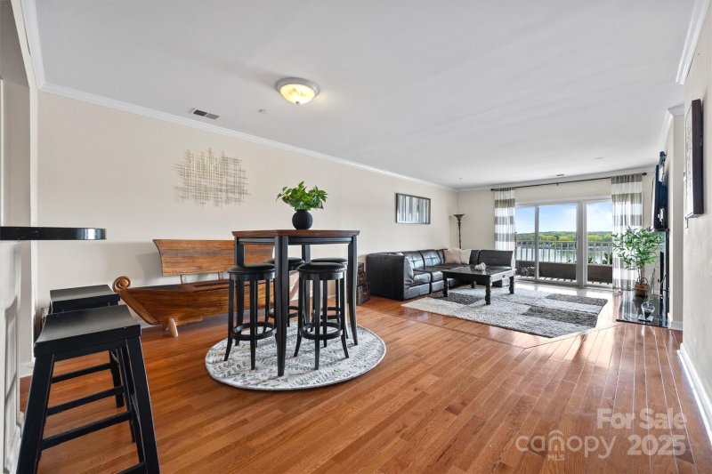 Property image 3 at 9709 Emerald Point Drive, Charlotte, NC 28278