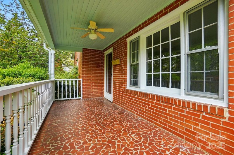 Property image 3 at 3221 Cosby Place, Charlotte, NC 28205