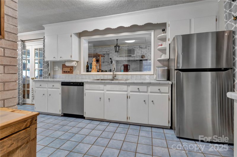 Property image 3 at 3609 Southwood Drive, Gastonia, NC 28056