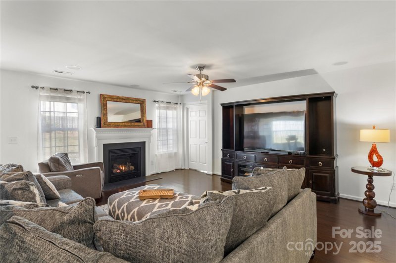 Property image 4 at 103 Karlyn Court, Mooresville, NC 28115