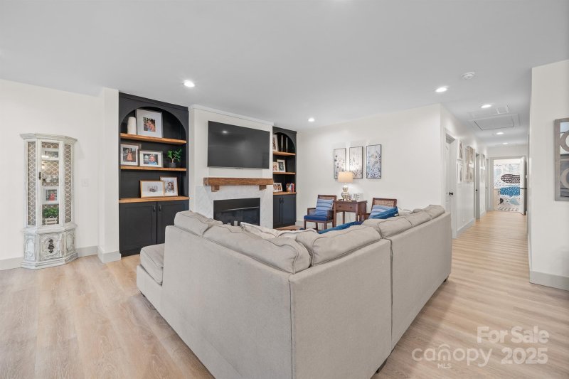 Property image 5 at 845 2nd Street, Hickory, NC 28601