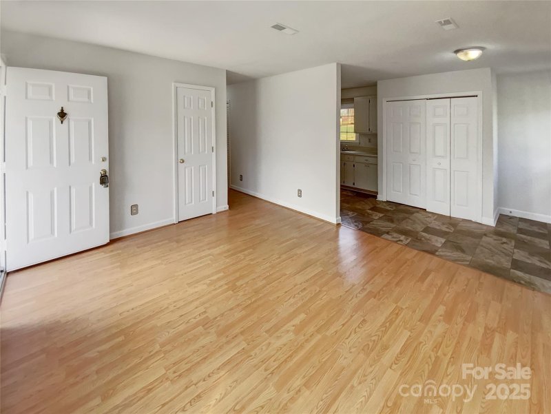 Property image 4 at 2224 Thornfield Road, Charlotte, NC 28217