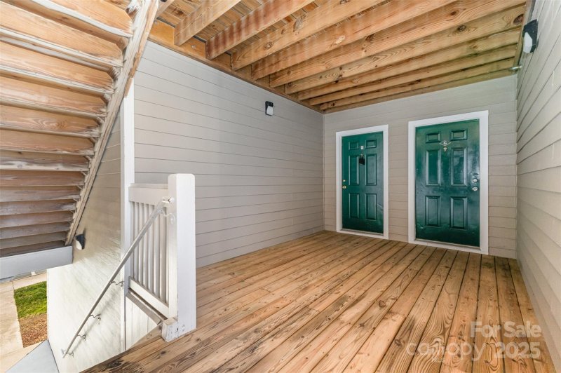 Property image 4 at 9810 Campus Walk Lane, Charlotte, NC 28262