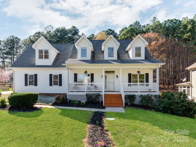 Property image 2 at 3911 Granite Street, Terrell, NC 28682