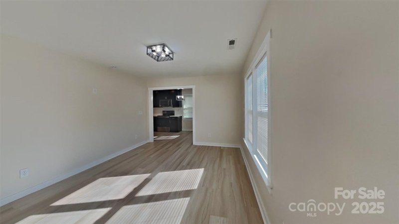 Property image 3 at 757 Bilmark Avenue, Charlotte, NC 28213