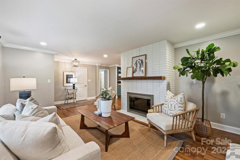 Property image 5 at 500 Lansdowne Road, Charlotte, NC 28270