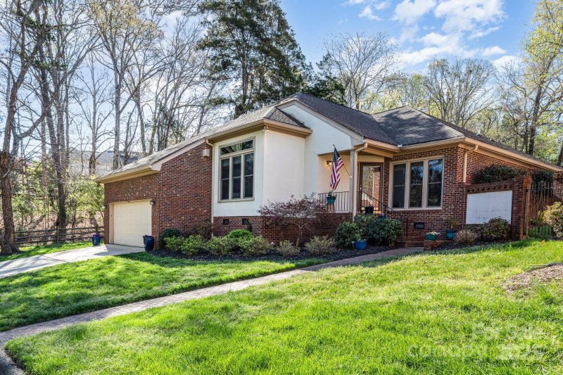 Property image 3 at 5125 Waxwind Lane, Charlotte, NC 28226