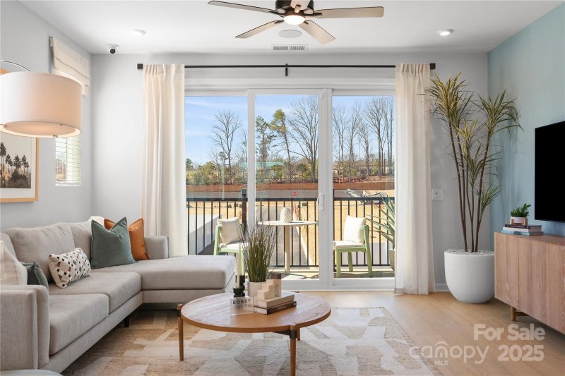 Property image 3 at 5604 Kingspan Drive, Charlotte, NC 28217