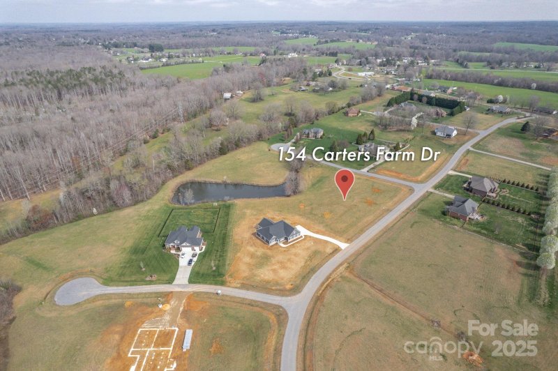 Property image 4 of 154 Carters Farm Drive in Carters Farm, Statesville, NC 28625