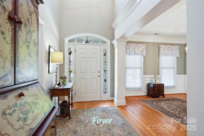 Property image 3 at 2740 Cameron Commons Way, Matthews, NC 28104