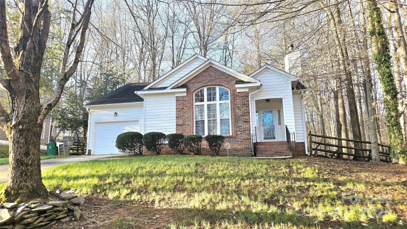 Property image 2 at 5016 Haybridge Road, Charlotte, NC 28269