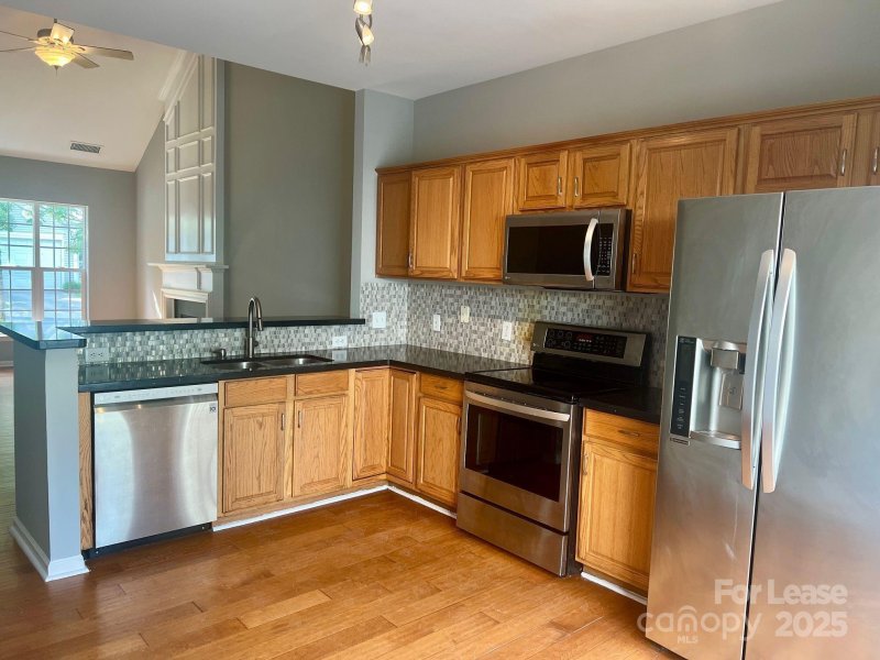 Property image 4 at 6915 Beverly Springs Drive, Charlotte, NC 28270