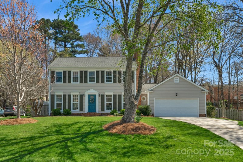 Property image 2 at 539 Stanhope Lane, Matthews, NC 28105