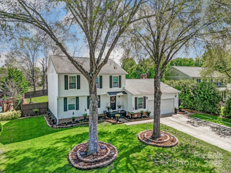 Property image 2 at 2243 Flint Glenn Lane, Charlotte, NC 28262