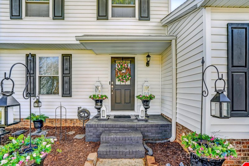 Property image 4 at 2243 Flint Glenn Lane, Charlotte, NC 28262