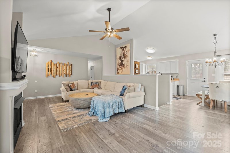 Property image 5 of 123 Scotch Irish Lane in Meadow Glen, Troutman, NC 28166