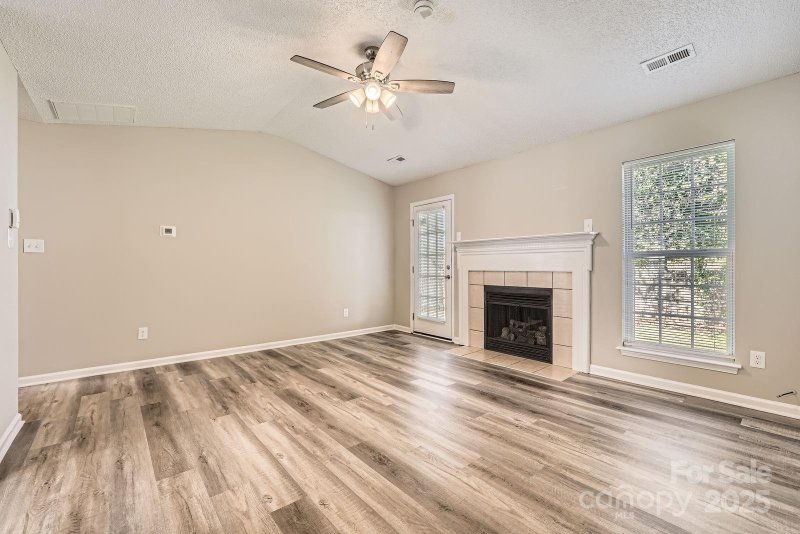 Property image 4 at 3023 Fairglen Road, Charlotte, NC 28269