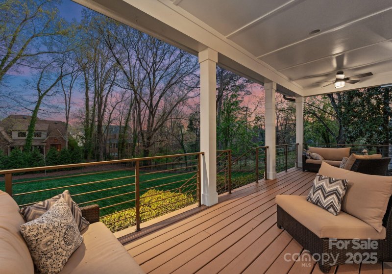 Property image 3 at 209 Sardis Lane, Charlotte, NC 28270