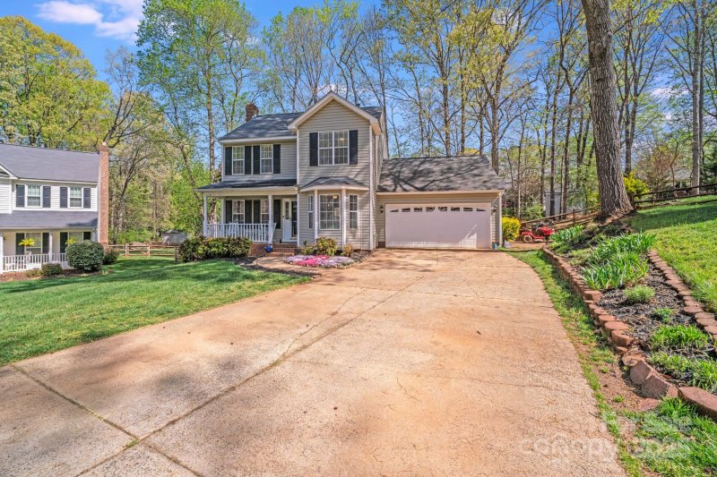 Property image 3 at 9001 Long Pickett Court, Huntersville, NC 28078