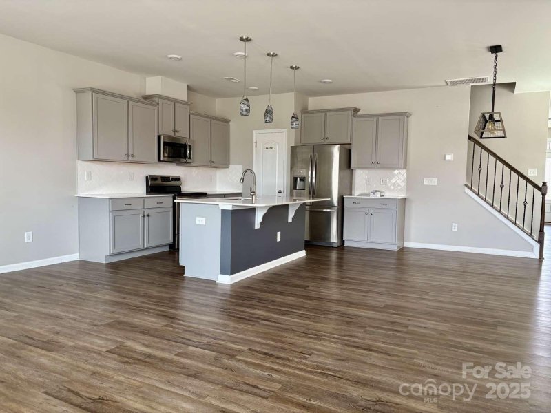 Property image 2 of 11220 Westbranch Parkway in Westbranch, Davidson, NC 28036