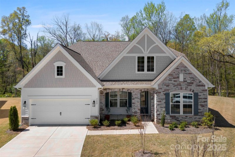 Property image 2 of 7500 Happy Hollow Drive in Meadow Vista, Mint Hill, NC 28227