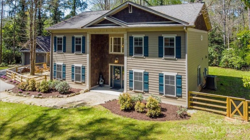Property image 3 at 214 Country Club Circle, Brevard, NC 28712